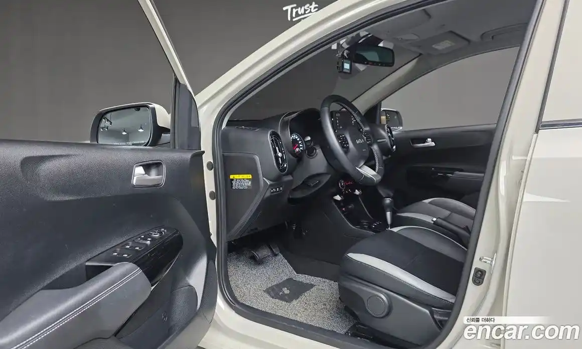 Kia Morning 2023 1.0 Автомат в Москве № 758162, фото 11