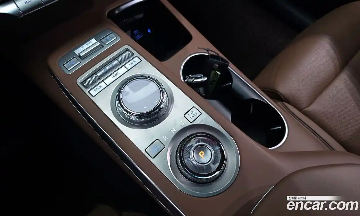 Genesis GV70 2021 2.5 Автомат в Москве № 758919, фото 9