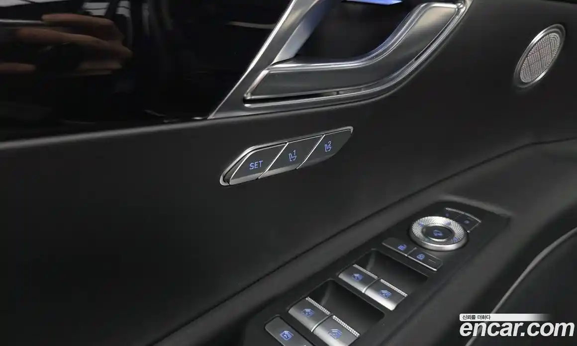 Genesis GV80 2023 2.5 Автомат в Москве № 759087, фото 17