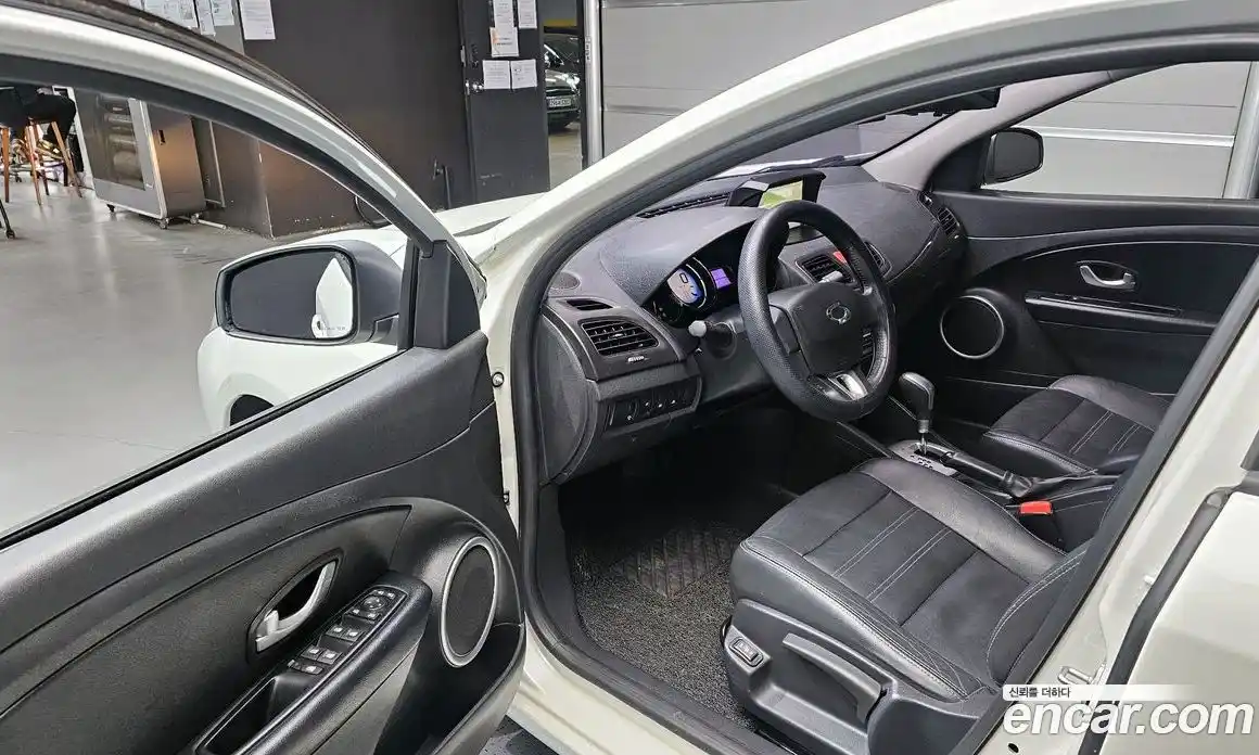 Renault SM3 2015 1.6 Автомат в Москве № 760046, фото 10