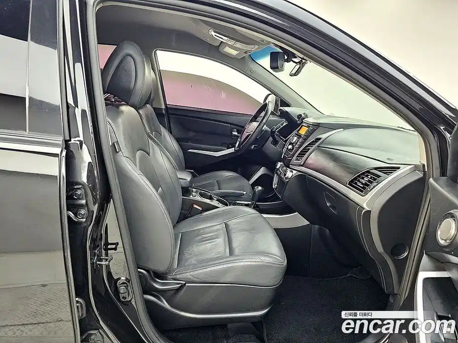 SsangYong Korando 2015 2.0 Автомат в Москве № 760067, фото 11