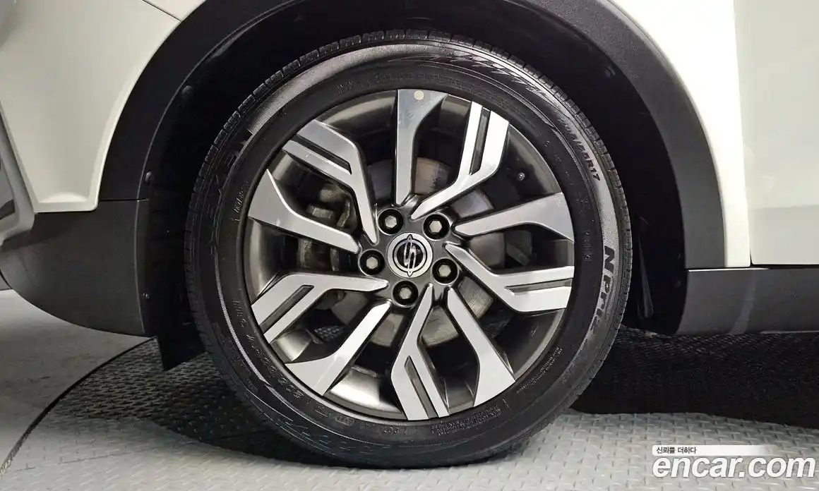 SsangYong TIBOLI 2019 1.6 Автомат в Москве № 760093, фото 5