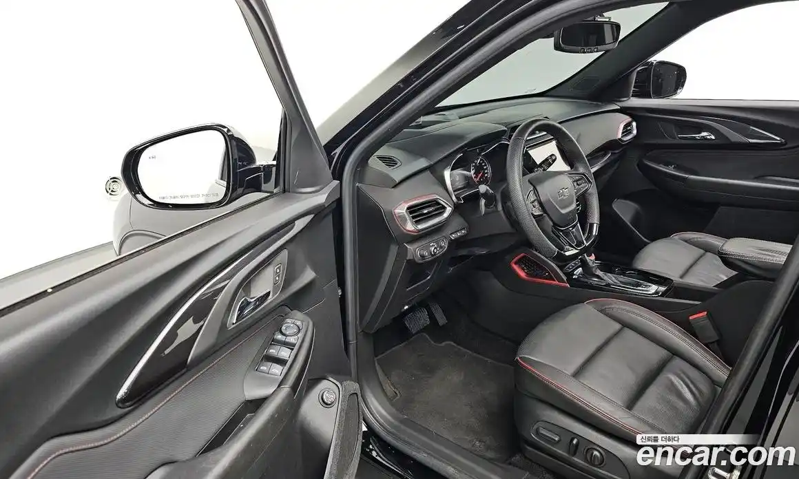 Chevrolet TrailBlazer 2022 1.3 Автомат в Москве № 760183, фото 9