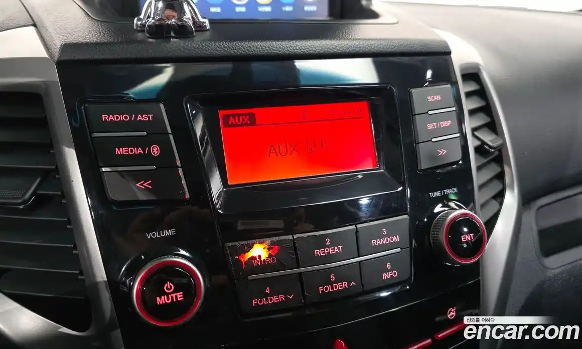 SsangYong TIBOLI 2015 1.6 Автомат в Москве № 760213, фото 16