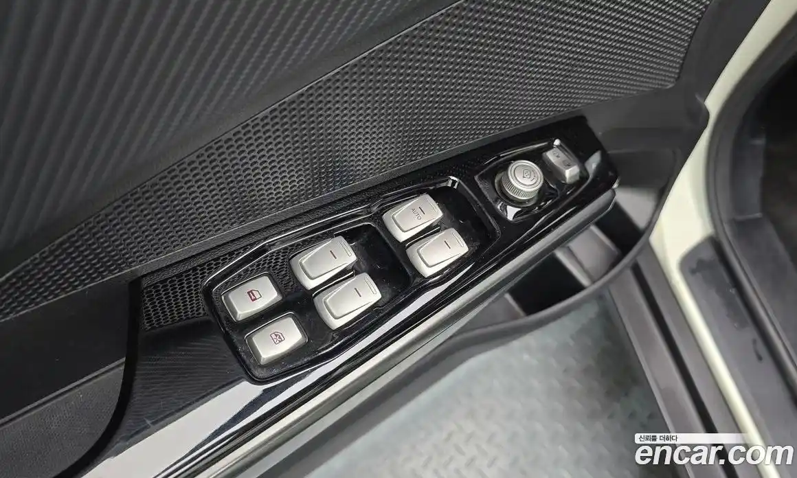 SsangYong TIBOLI 2017 1.6 Автомат в Москве № 760222, фото 14