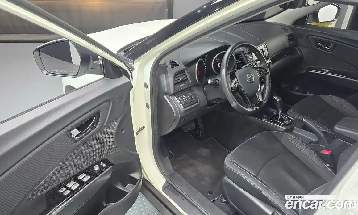 SsangYong TIBOLI 2017 1.6 Автомат в Москве № 760222, фото 10