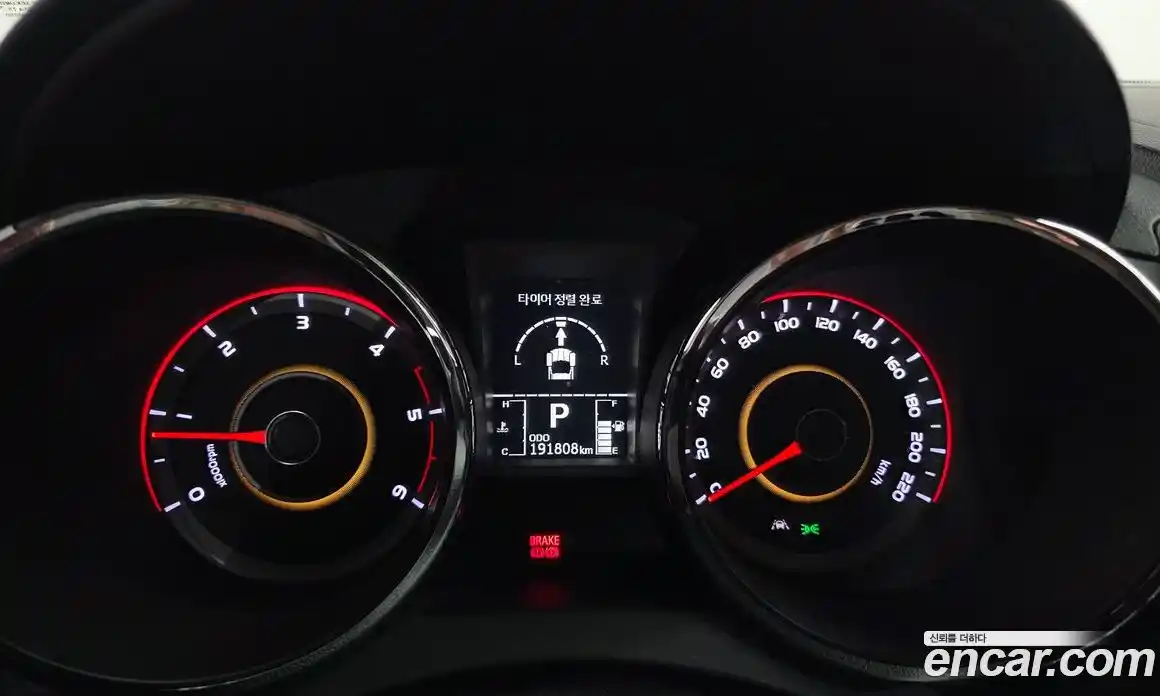 SsangYong TIBOLI 2018 1.6 Автомат в Москве № 760276, фото 8