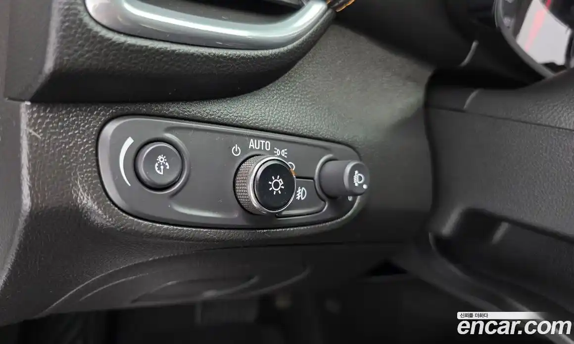 Chevrolet Trax 2019 1.4 Автомат в Москве № 760519, фото 17