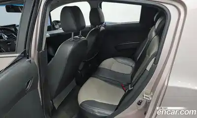 Chevrolet Spark 2012 1.0 Автомат в Москве № 760589, миниатюра 11