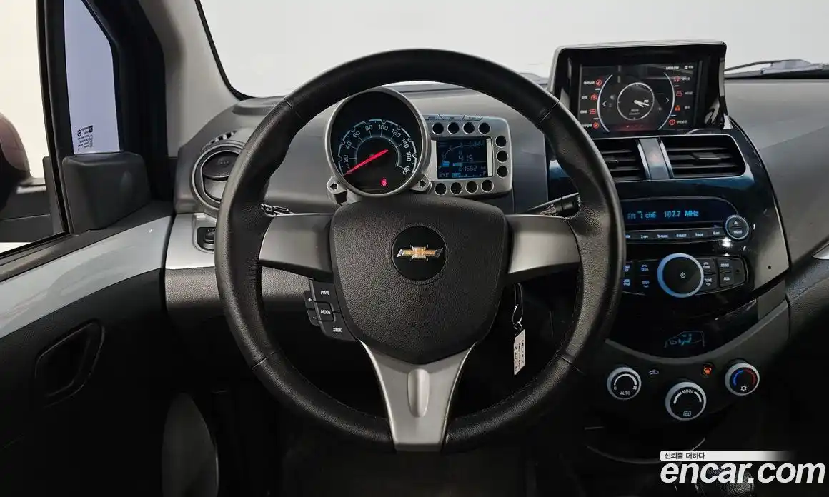 Chevrolet Spark 2012 1.0 Автомат в Москве № 760589, фото 12