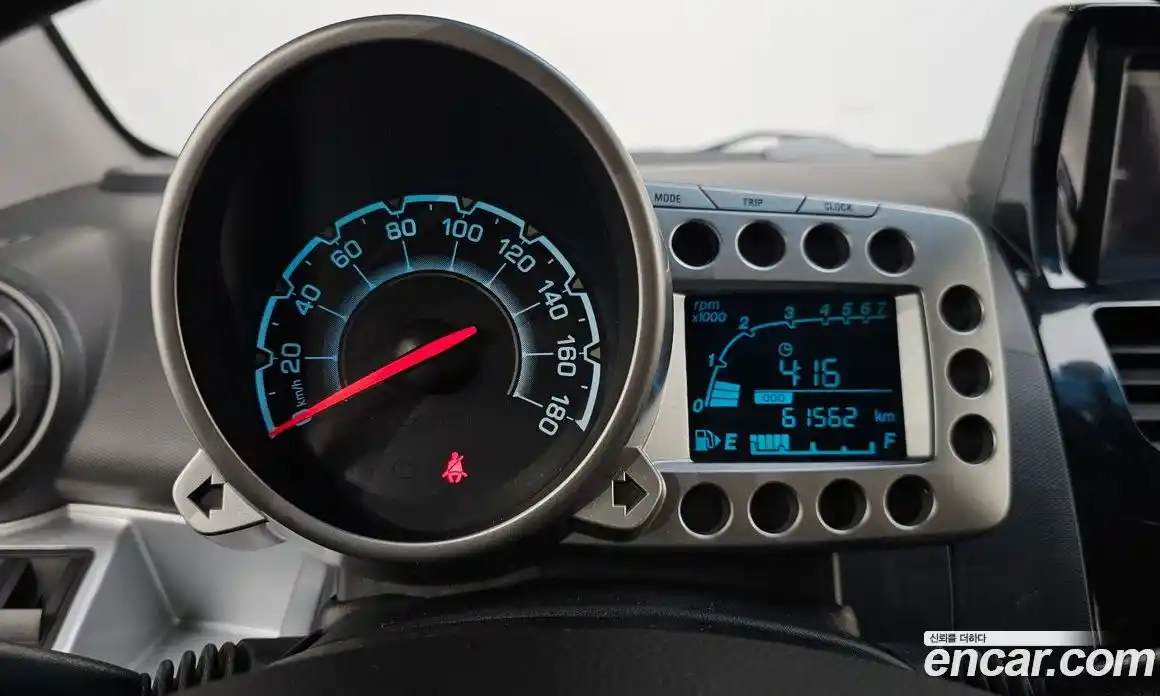 Chevrolet Spark 2012 1.0 Автомат в Москве № 760589, фото 7