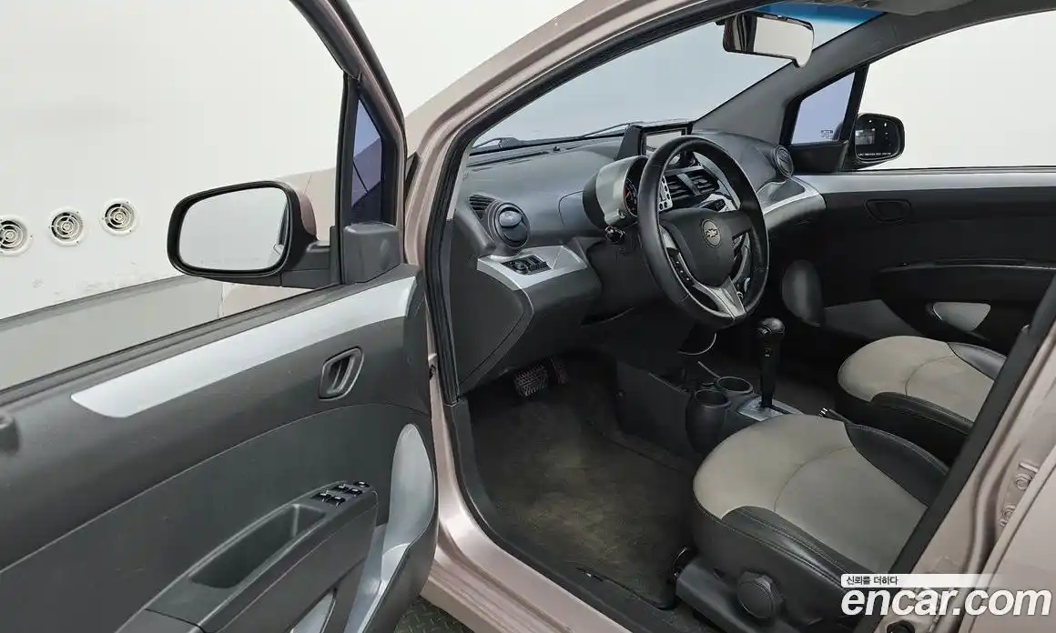 Chevrolet Spark 2012 1.0 Автомат в Москве № 760589, фото 9