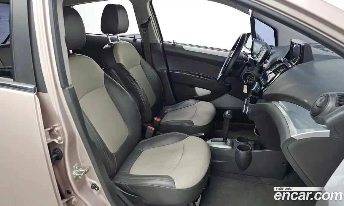 Chevrolet Spark 2012 1.0 Автомат в Москве № 760589, фото 10