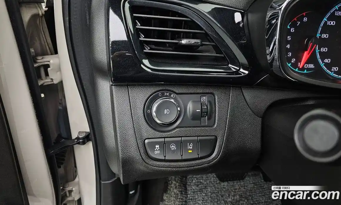 Chevrolet Spark 2017 1.0 Автомат в Москве № 760744, фото 17