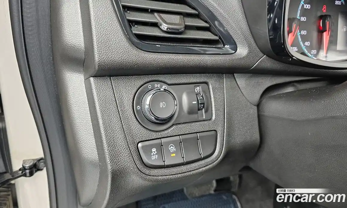 Chevrolet Spark 2017 1.0 гидро в Москве, фото 14