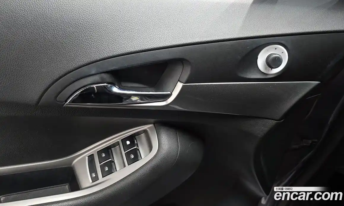 Chevrolet Orlando 2012 2.0 Автомат в Москве № 761063, фото 16