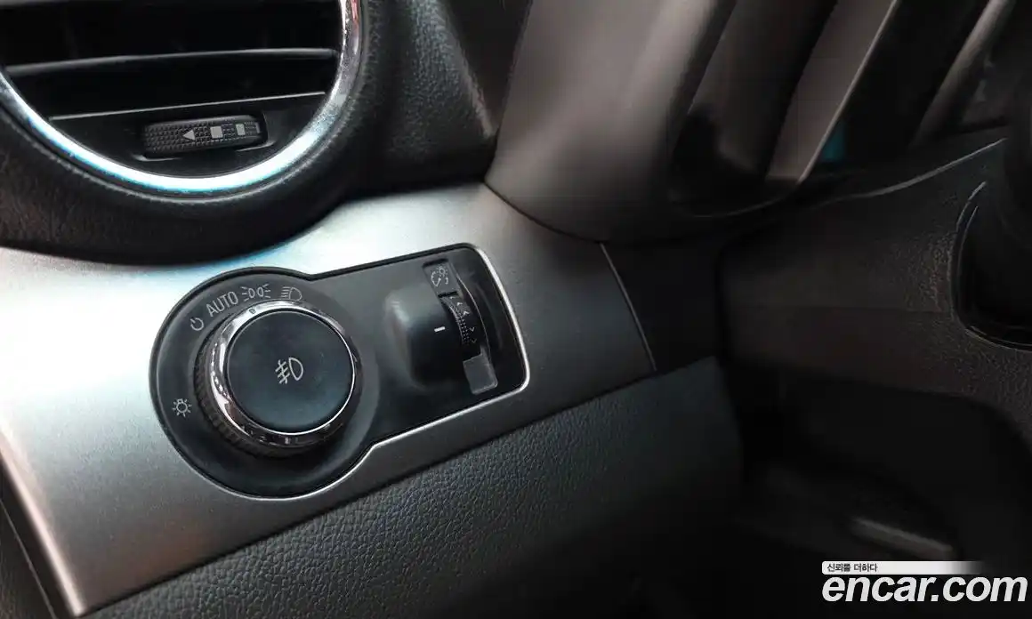 Chevrolet Orlando 2012 2.0 Автомат в Москве № 761063, фото 17