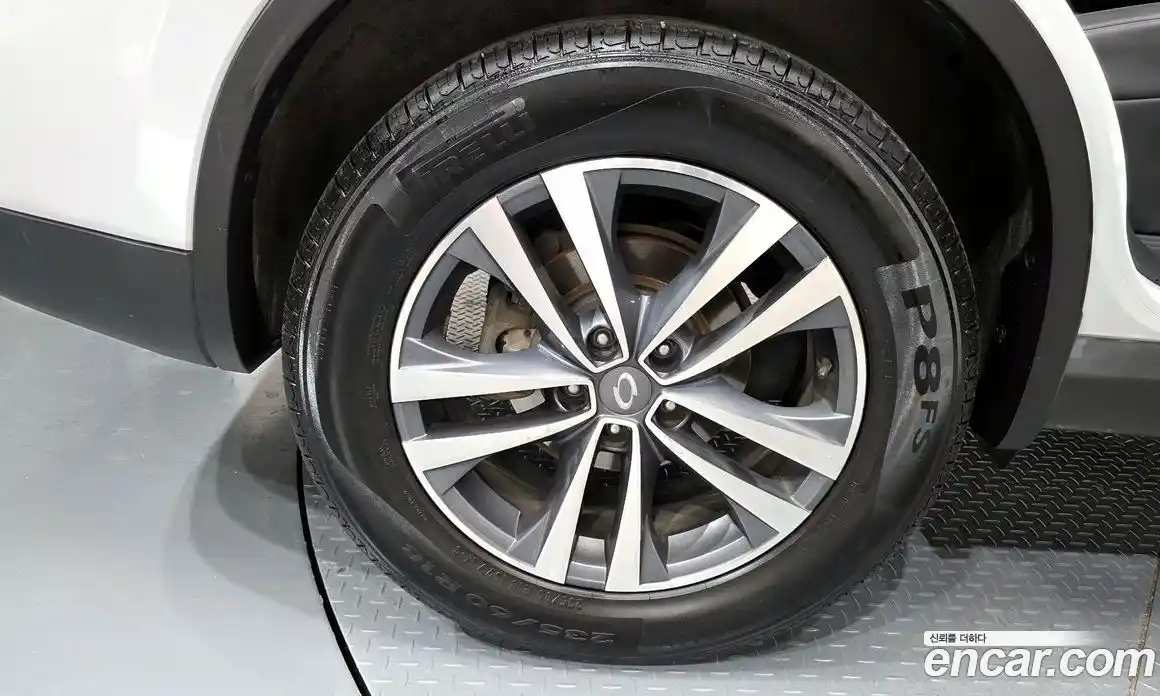 Renault QM6 2017 2.0 Автомат в Москве № 761301, фото 5