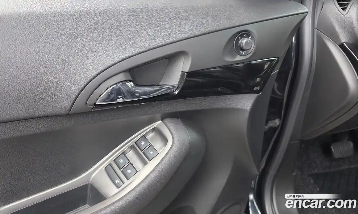 Chevrolet Orlando 2011 2.0 Автомат в Москве № 761304, фото 14