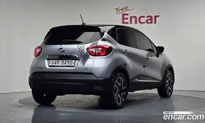 Renault QM3 2015 1.5 Автомат в Москве № 761671, миниатюра 2