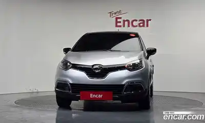 Renault QM3 2015 1.5 Автомат в Москве № 761671, миниатюра 3