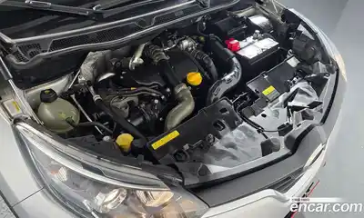 Renault QM3 2015 1.5 Автомат в Москве № 761671, миниатюра 6