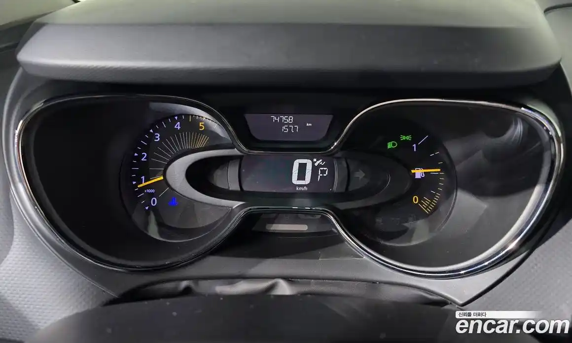 Renault QM3 2015 1.5 Автомат в Москве № 761671, фото 8