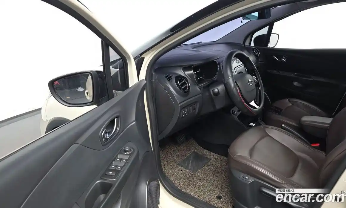 Renault QM3 2013 1.5 Автомат в Москве № 761840, фото 11