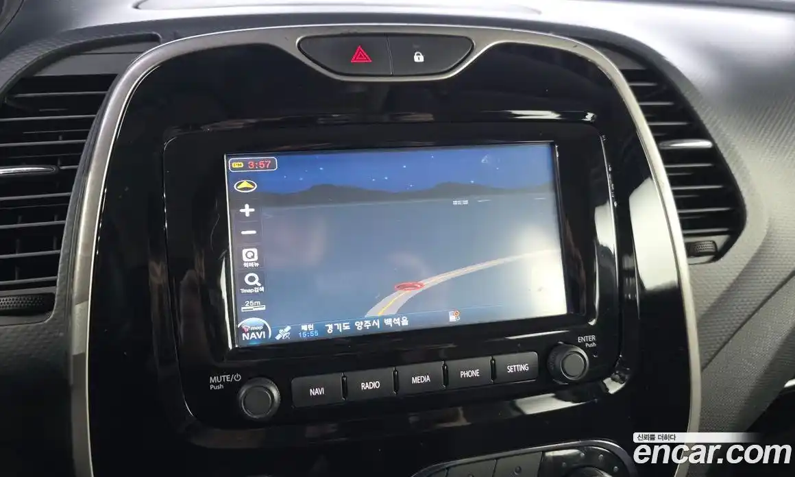 Renault QM3 2013 1.5 Автомат в Москве № 761840, фото 16