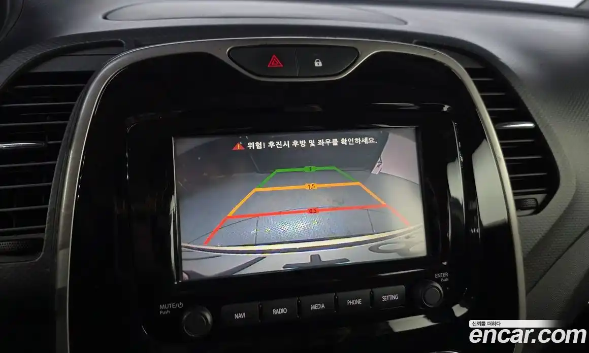 Renault QM3 2013 1.5 Автомат в Москве № 761840, фото 17