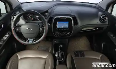 Renault QM3 2013 1.5 Автомат в Москве № 761840, миниатюра 6