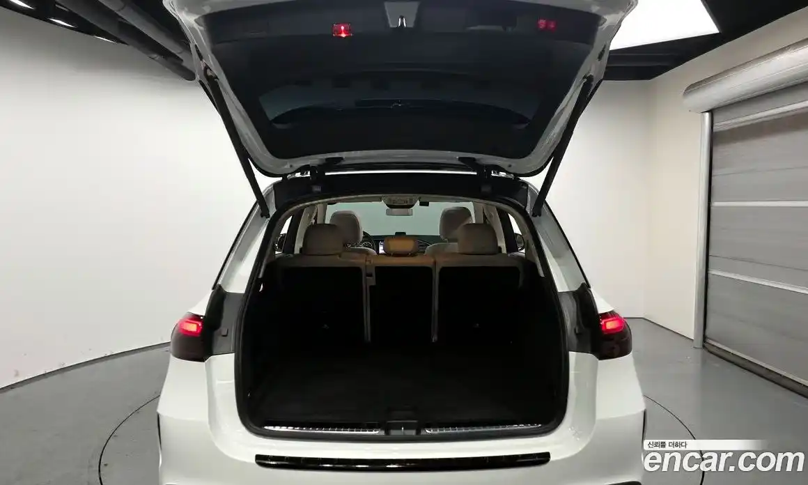 Mercedes-Benz GLE-Class 2024 3.0 Автомат в Москве № 763677, фото 20