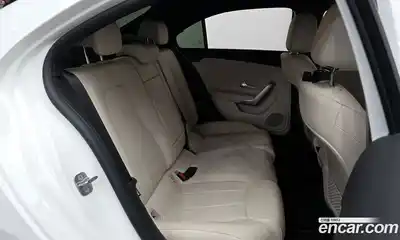 Mercedes-Benz A-Class 2023 2.0 Автомат в Москве № 763838, миниатюра 12