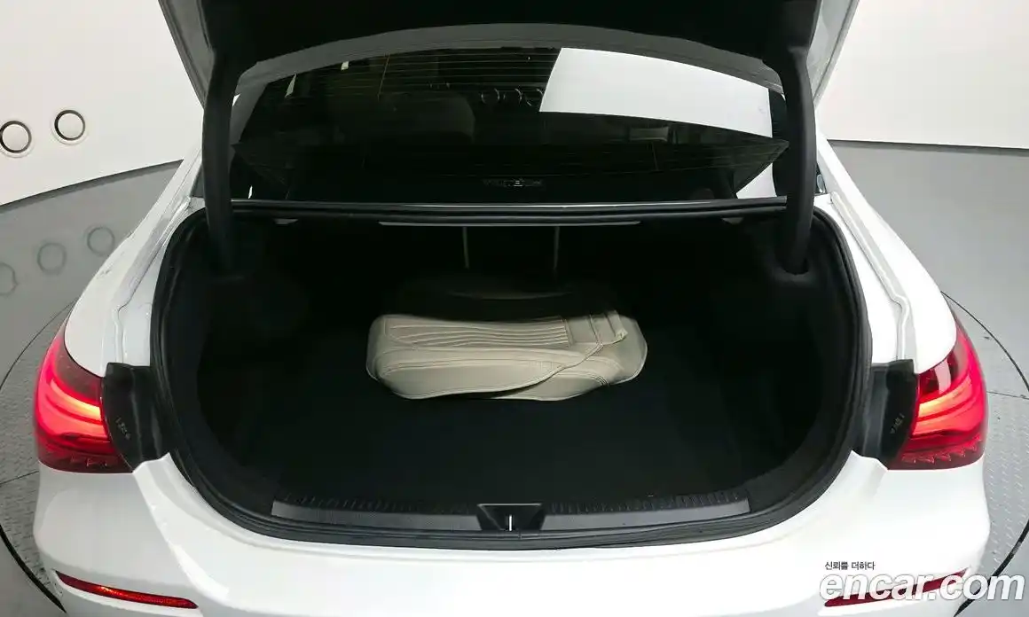 Mercedes-Benz A-Class 2023 2.0 Автомат в Москве № 763838, фото 20