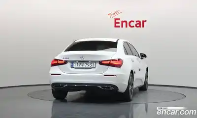 Mercedes-Benz A-Class 2023 2.0 Автомат в Москве № 763838, миниатюра 4