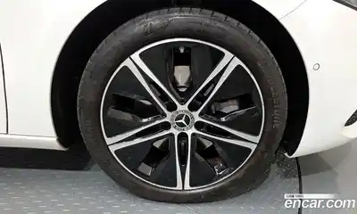 Mercedes-Benz A-Class 2023 2.0 Автомат в Москве № 763838, миниатюра 5