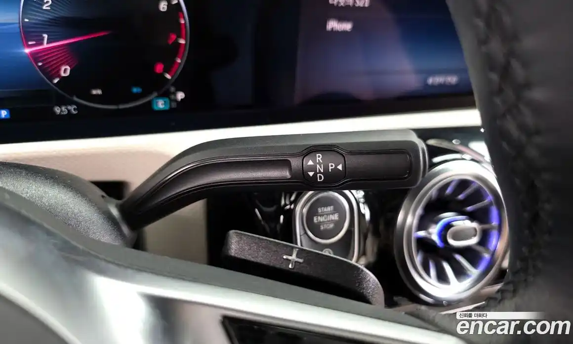 Mercedes-Benz A-Class 2023 2.0 Автомат в Москве № 763838, фото 9