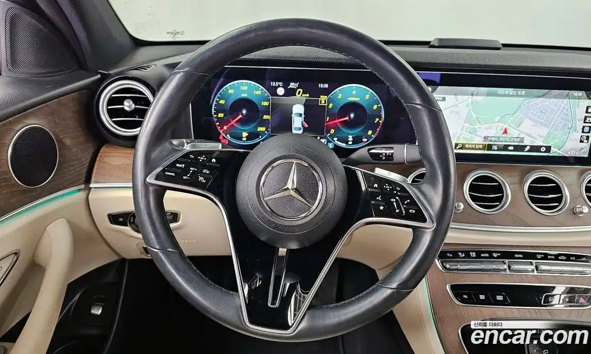 Mercedes-Benz E-Class 2022 2.0 Автомат в Москве № 764164, фото 13