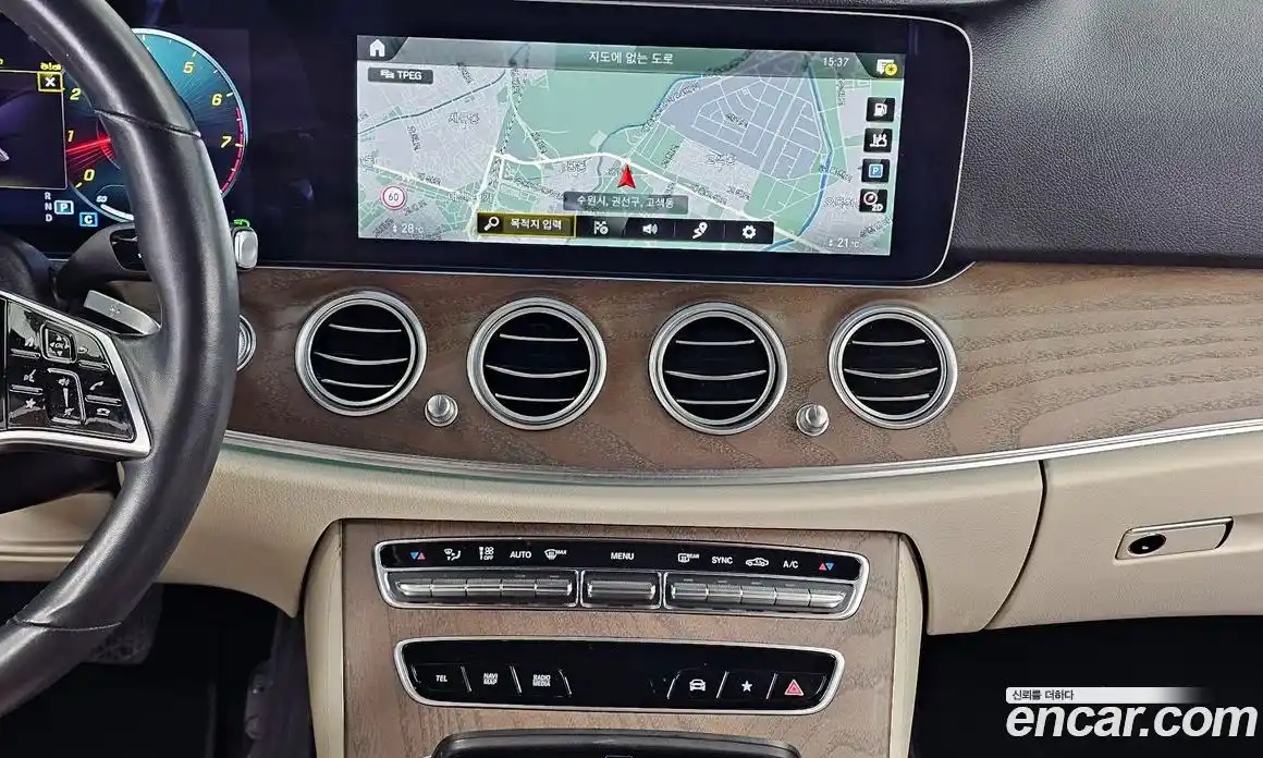 Mercedes-Benz E-Class 2022 2.0 Автомат в Москве № 764164, фото 14