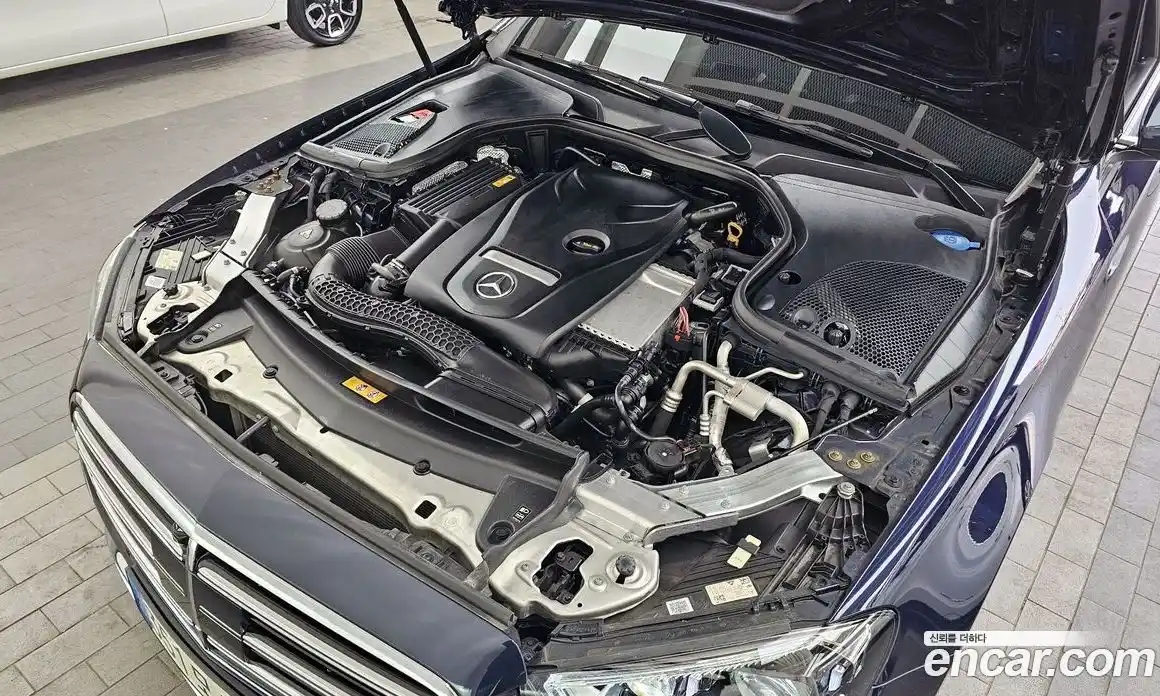 Mercedes-Benz E-Class 2022 2.0 Автомат в Москве № 764164, фото 6