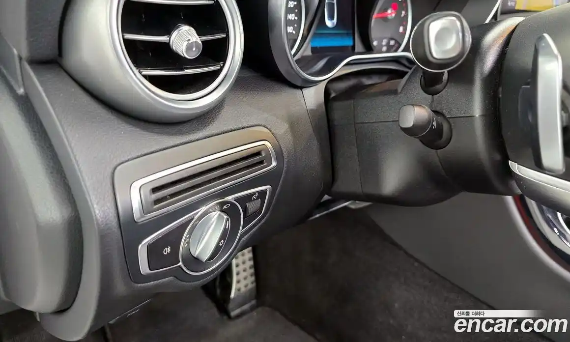 Mercedes-Benz C-Class 2019 2.0 Автомат в Москве № 764626, фото 17