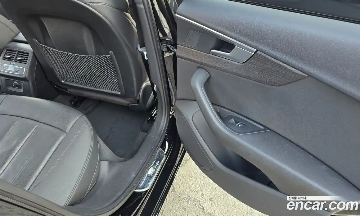 Audi A4 2019 2.0 Автомат в Москве № 764927, фото 13