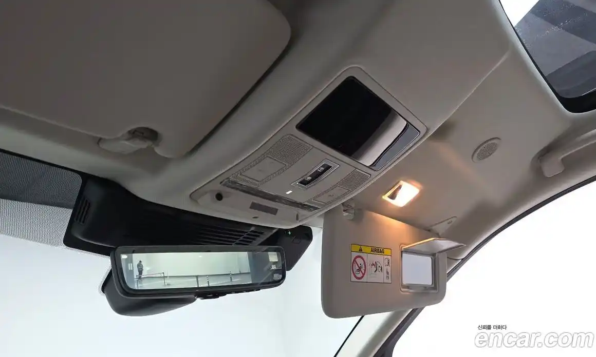 Land Rover Discovery Sport 2025 2.0 Автомат в Москве № 765942, фото 18