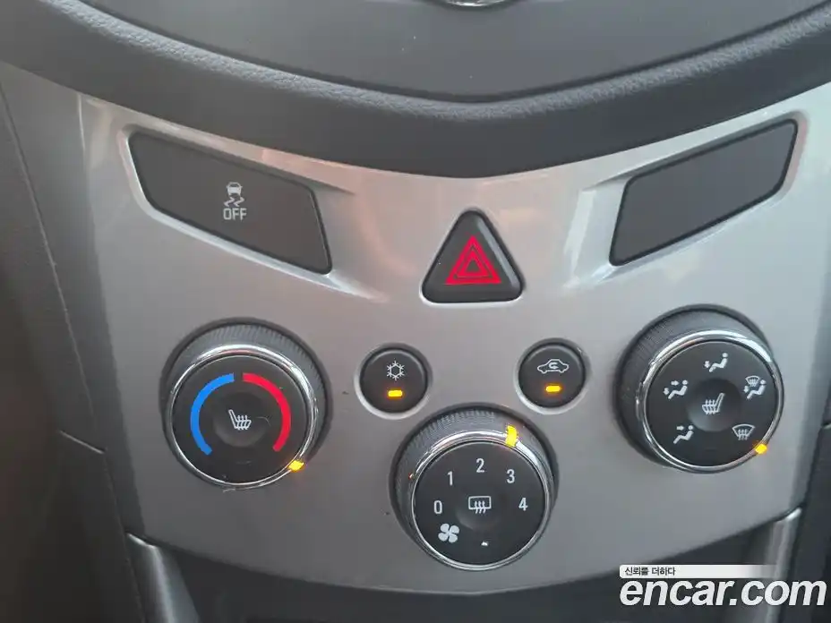 Chevrolet Trax 2015 1.4 Автомат в Москве № 78572, фото 15