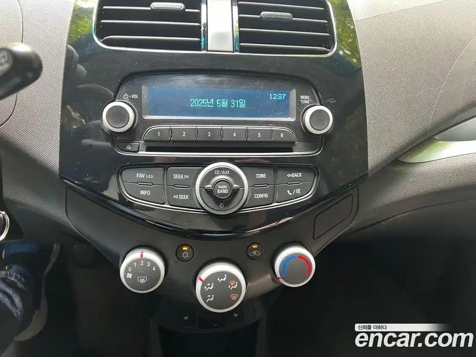 Chevrolet Spark 2014 1.0 Механическая в Москве № 105717, фото 14