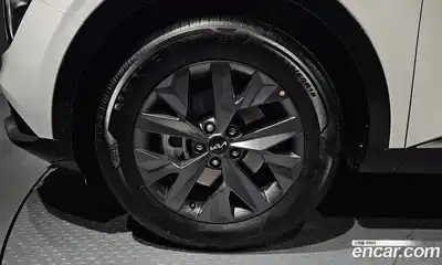 Kia Sportage 2021 1.6 Автомат в Москве № 114563, миниатюра 5