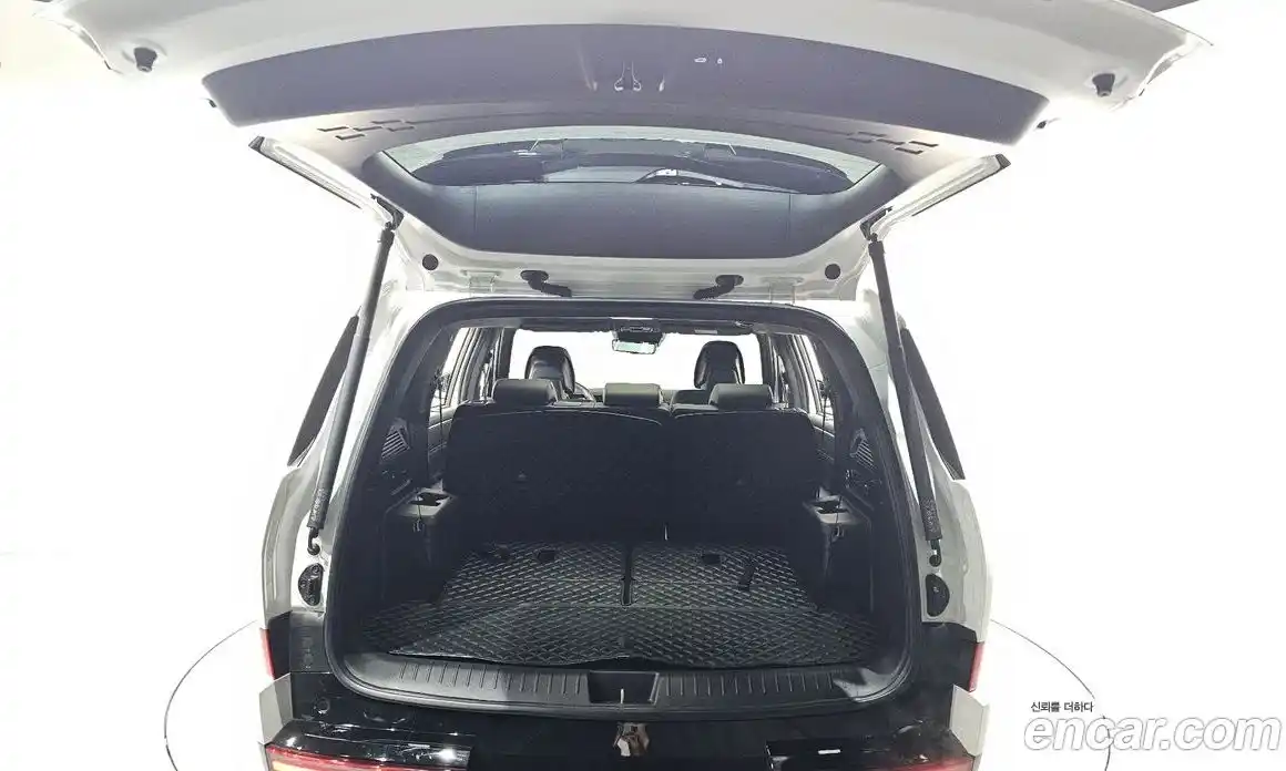 Hyundai Santa Fe 2023 2.5 Автомат в Москве № 117897, фото 19