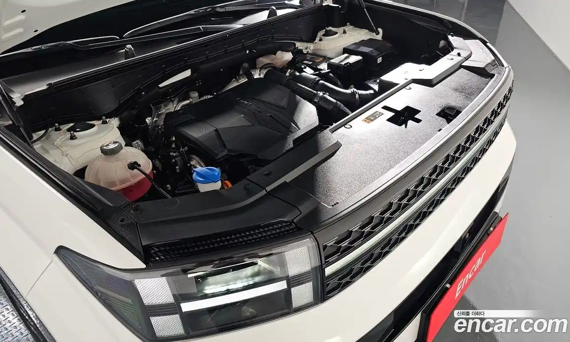 Hyundai Santa Fe 2023 2.5 Автомат в Москве № 117897, фото 5