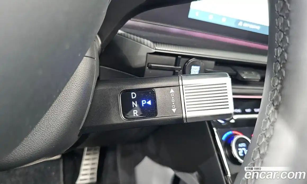 Hyundai Santa Fe 2023 2.5 Автомат в Москве № 117897, фото 8