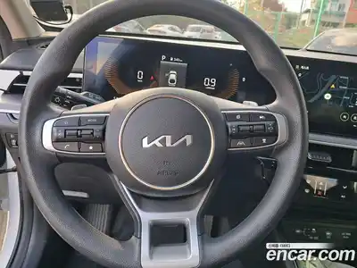 Kia K5 2025 2.0 Автомат в Москве № 127773, миниатюра 9